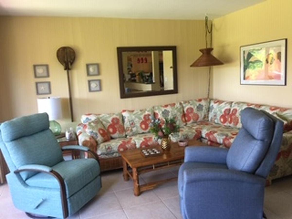 9B Ekahi Village-Studio Bath, Garden View - 1 Minute Stroll To Beach! Wailea  Eksteriør bilde